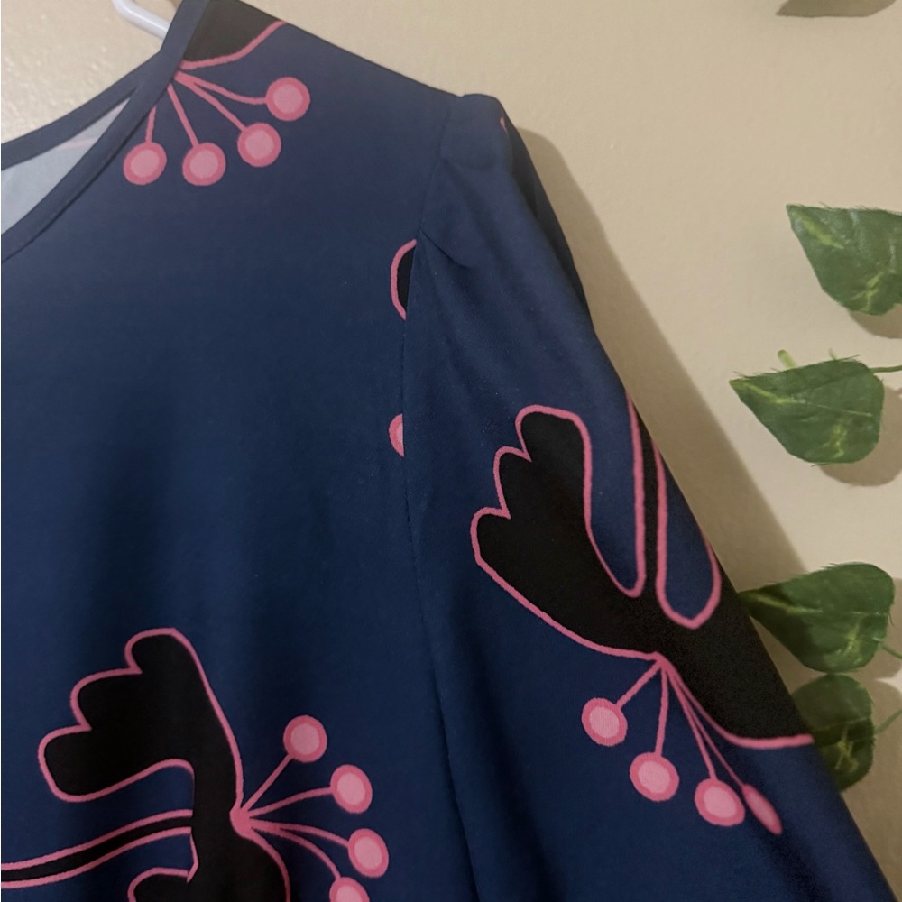 Chic Navy Blue and Pink Floral Long Sleeve Dress - Picture 9 of 10